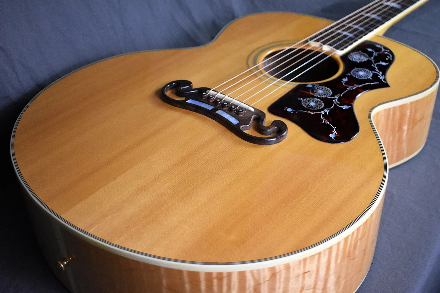 1994 Gibson J-200 Centennial