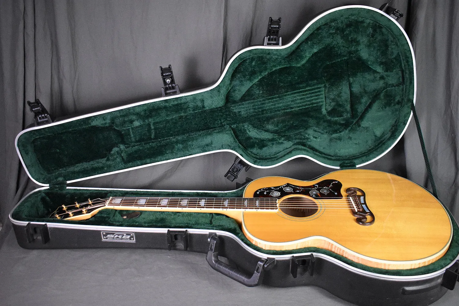 1994 Gibson J-200 Centennial