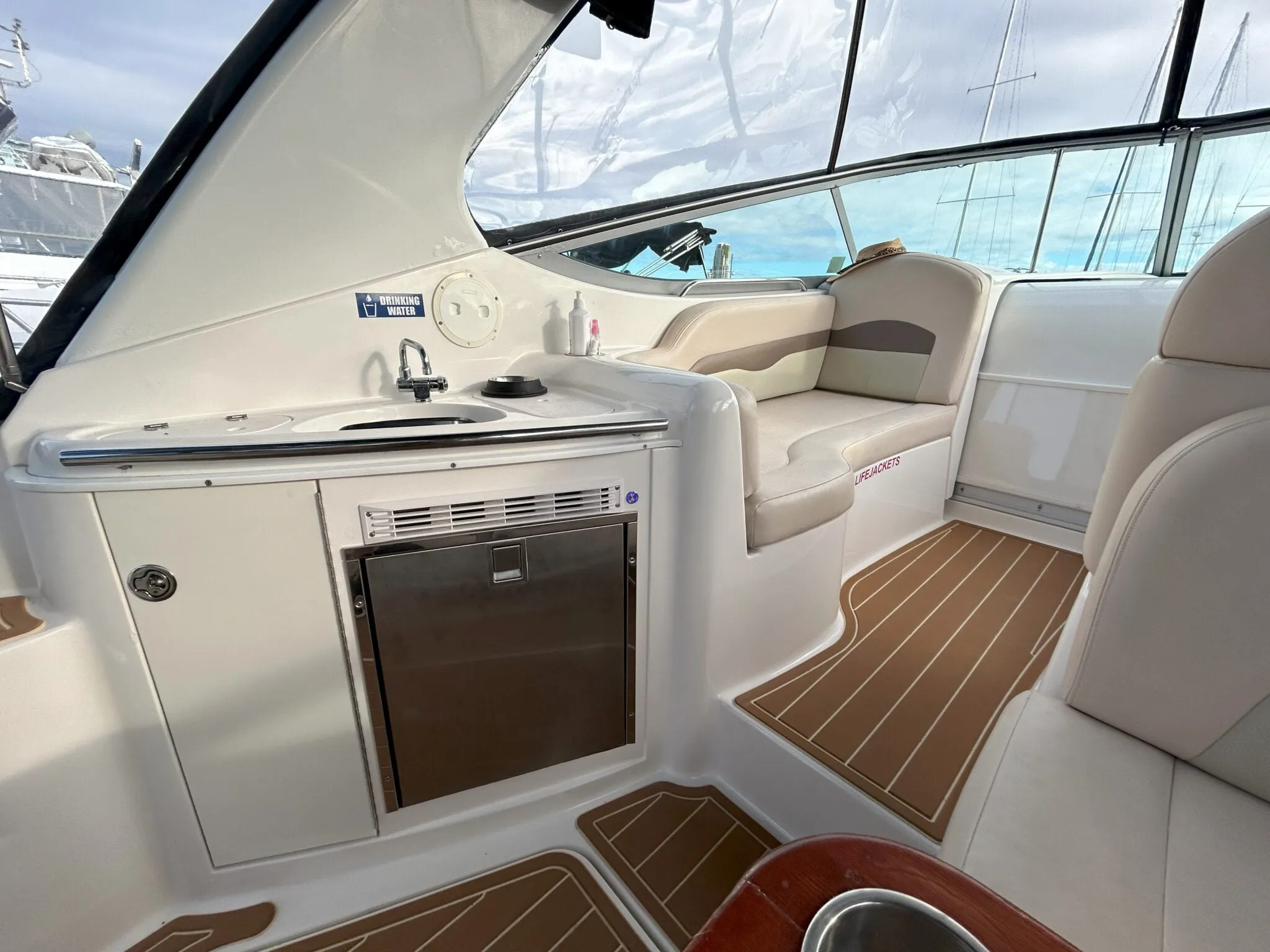 CHAPARRAL 310 SIGNATURE