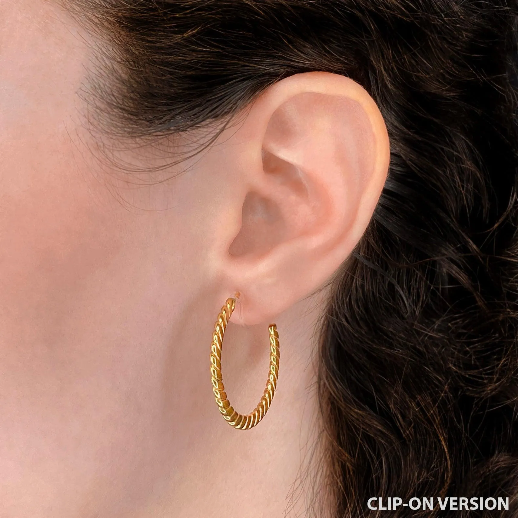 FLAT TWIST HOOP CLIP-ON EARRINGS IN GOLD