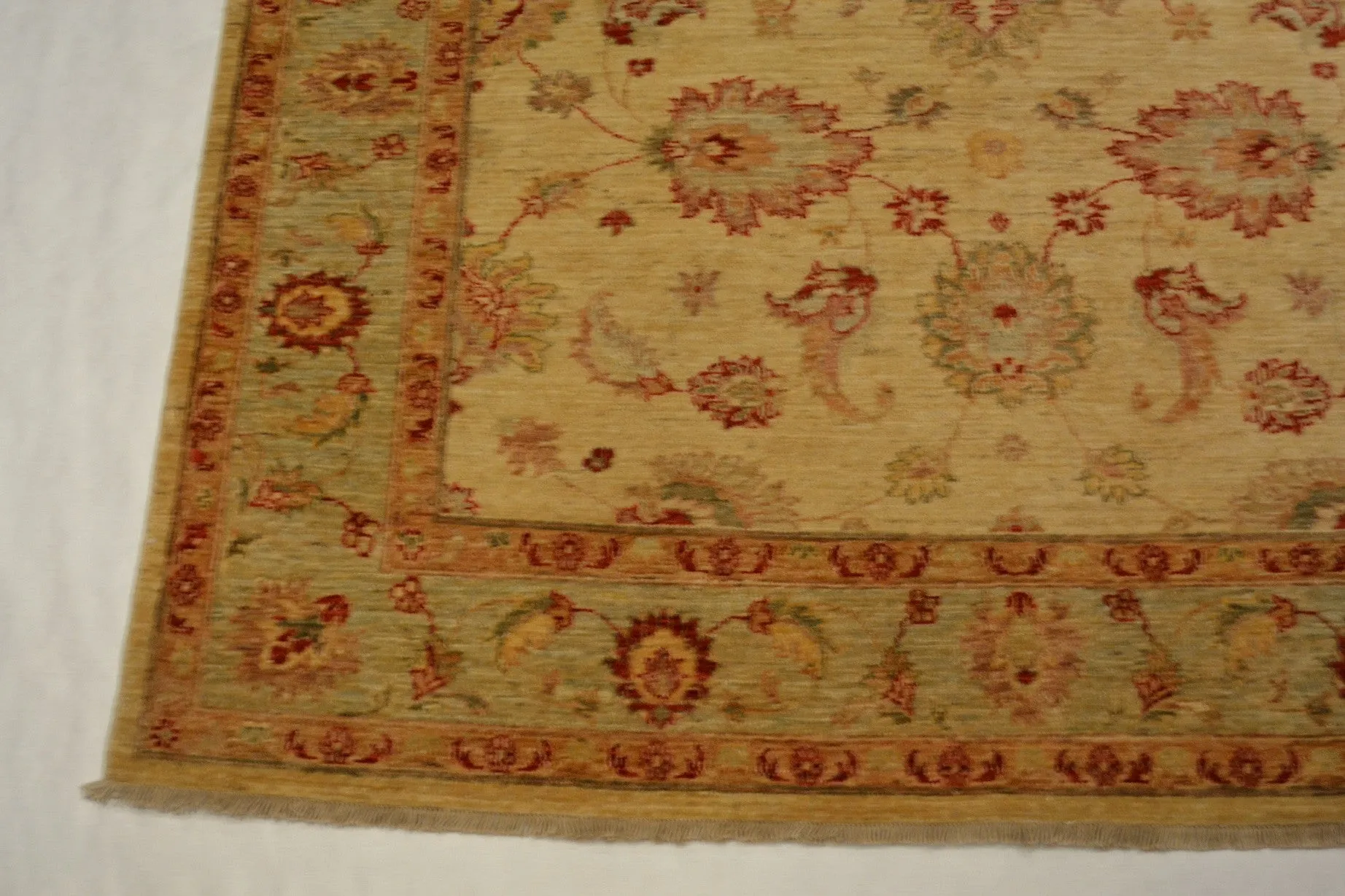 rug2902 5.6 x 7.9 Chobi Rug