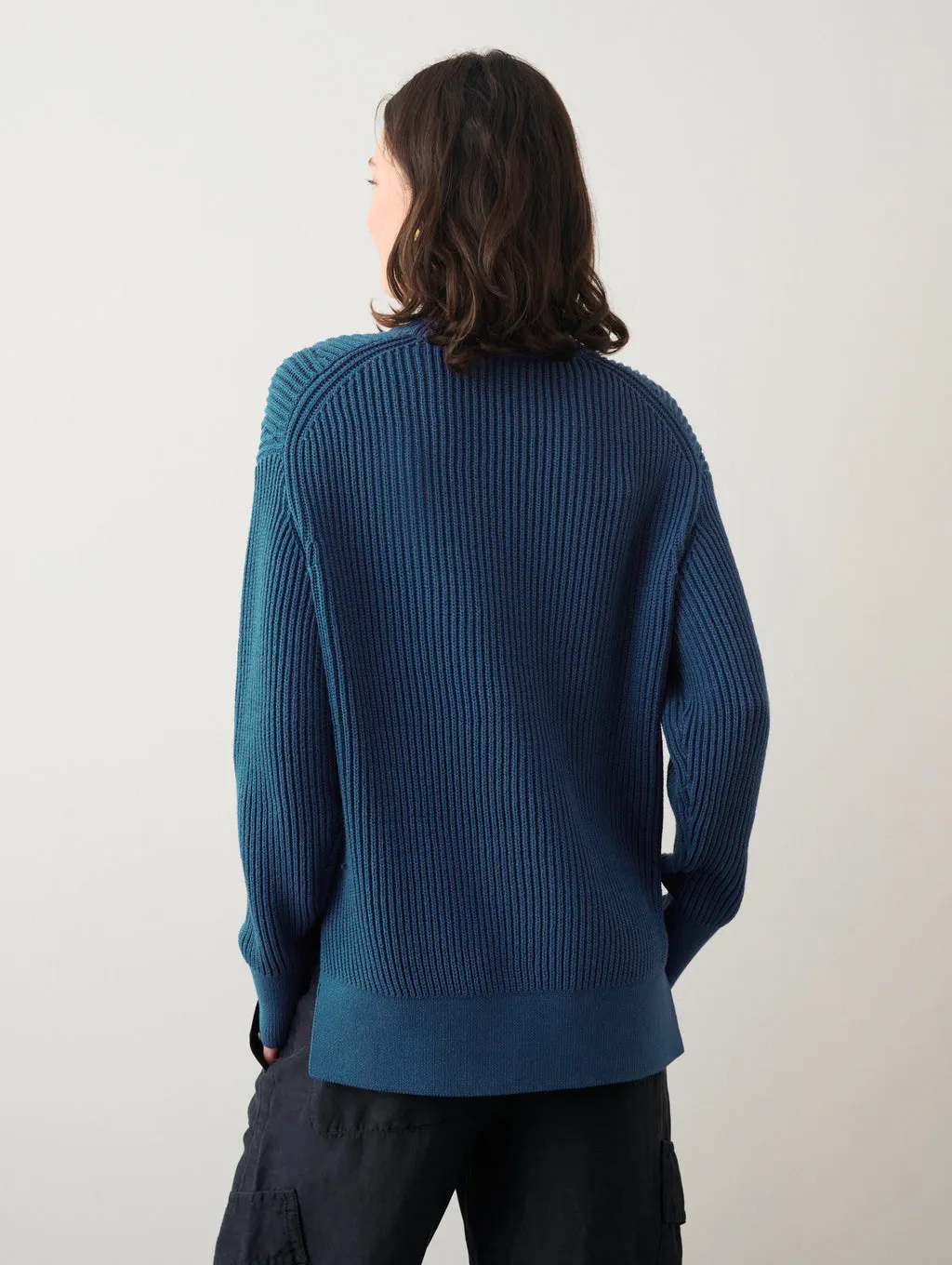 White   Warren - Core Spun Cotton Ribbed Crewneck in Gem Blue